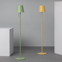 CANDEEIRO DE PÉ LED SOLAR BANATE